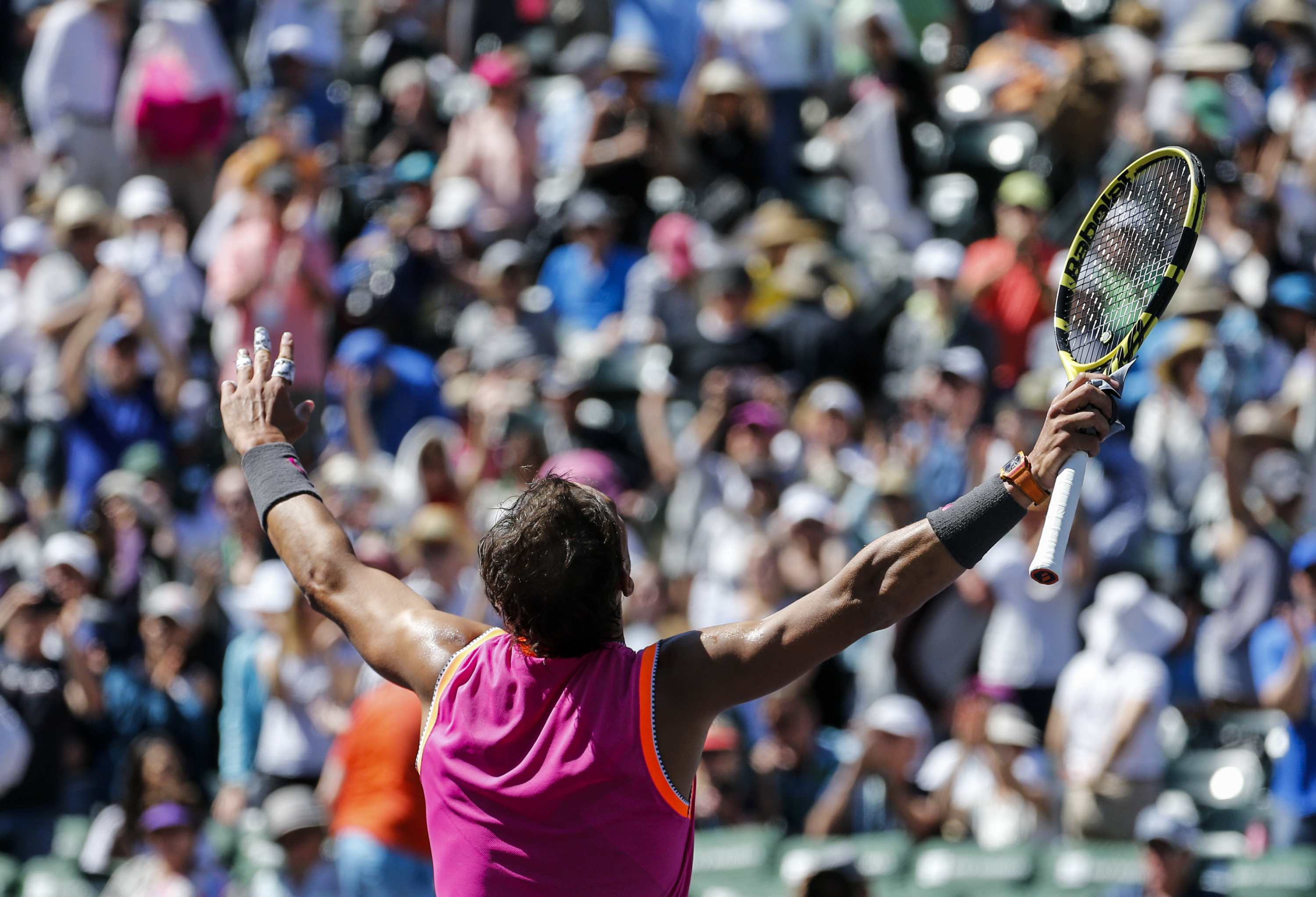  纳达尔迎来七赛季高光表现，巴黎圣日耳曼球迷沸腾！